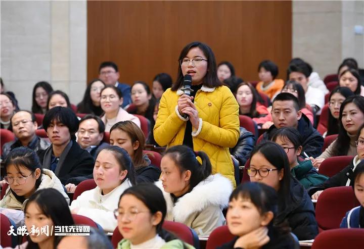 香港资料大全正版资料图片下载-2025新澳芳草地详情:影响人心的观点;如何改写未来的路线、理想作答落实解释
