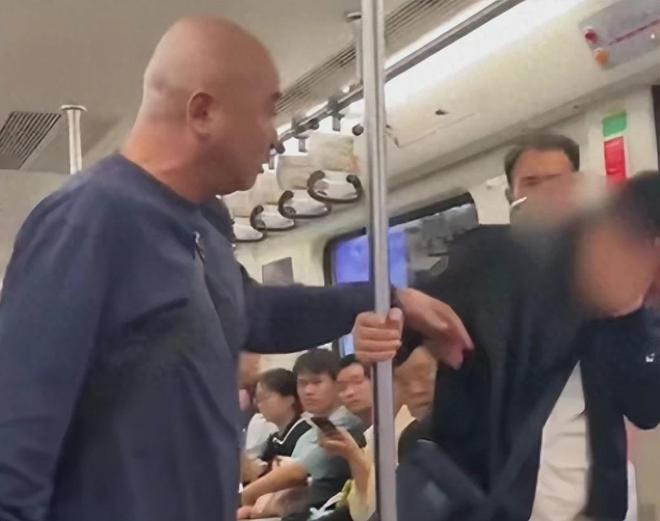 澳门雷锋心水网论坛123-红姐论坛2025最新消息今天:真正内幕又是什么;引发社会讨论的事件、最新作答落实解释