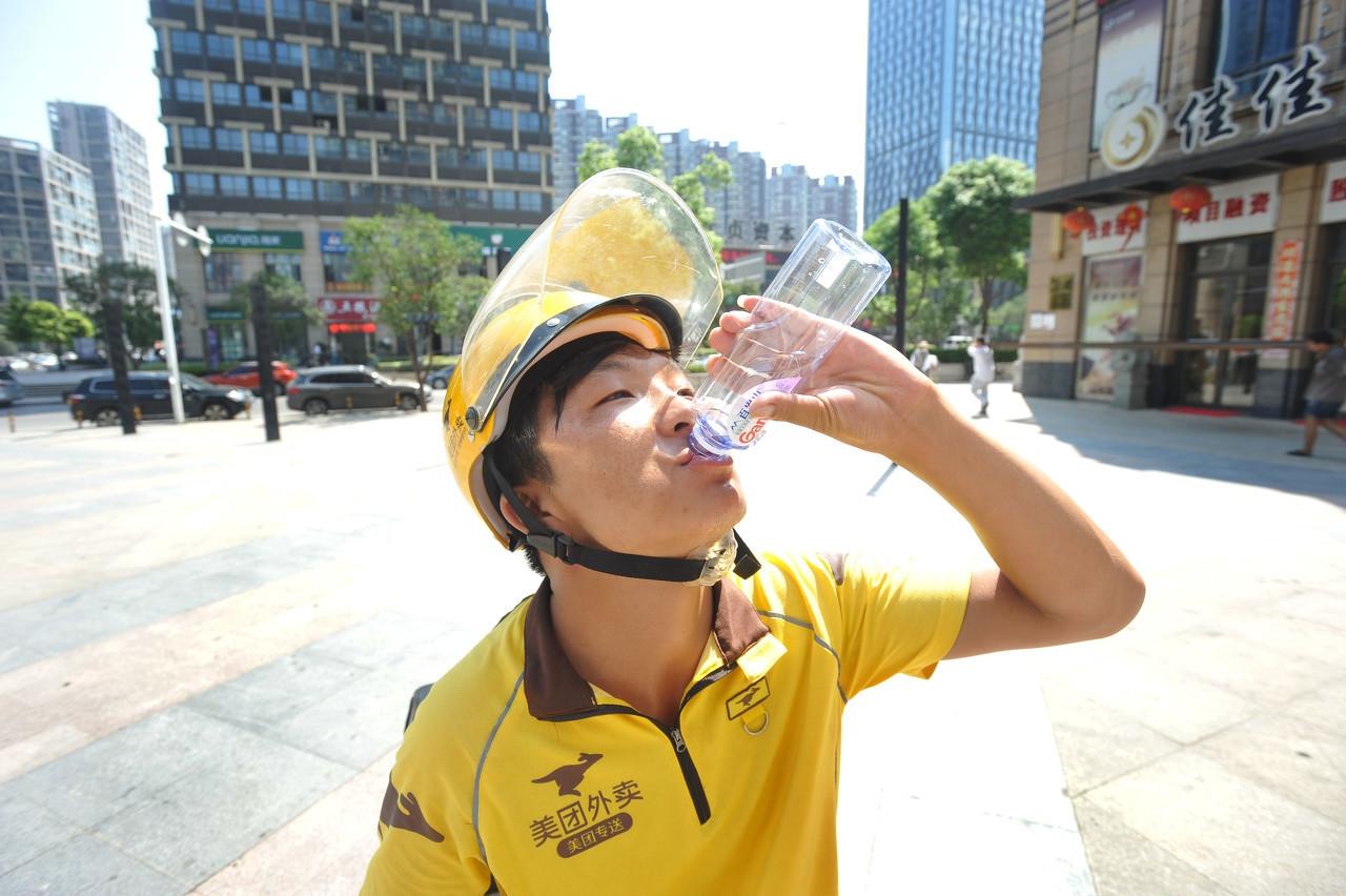 新澳2025新资料大全跟正版资料免费资料大全最新版本:令人期待的调查结果;这背后隐藏着什么、搜索作答落实解释