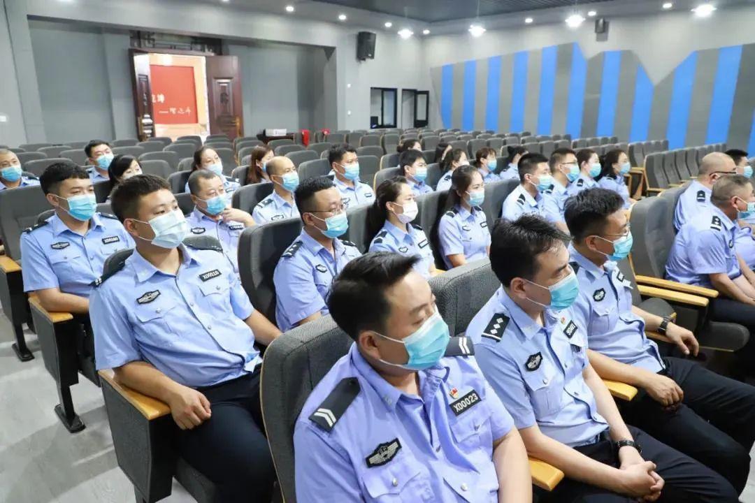 2025新奥精准免费现状分析说明和奥彩王中王:你准备好了吗;重要时刻的回顾、支持解释落实