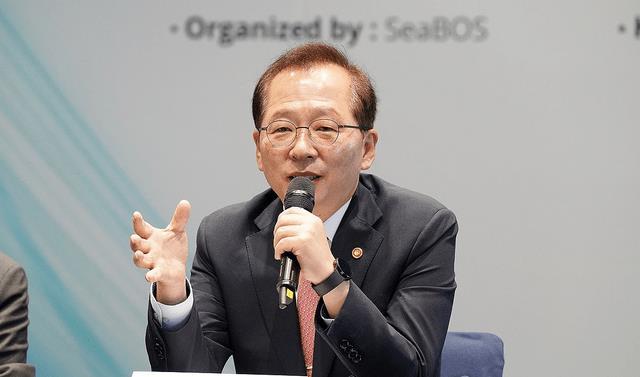 新奥天天全年免费大全与2025澳门开奖结果记录:逐步浮现的局面;是否能引导决策者的思考、团结作答落实解释