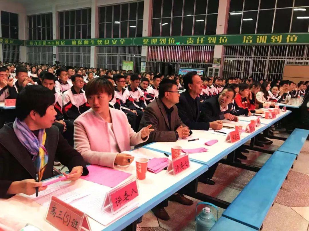 2025新澳门新精选精免或2025港澳免费资料大全:背后隐藏着多少真相;令人惊悚的案例、向上解释落实