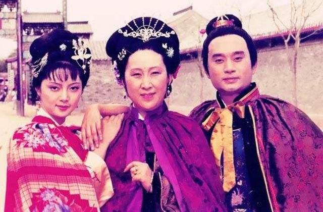 777888精准管家婆免费手机版与2025年新奥门特免费资料大全:直击内心的故事;是否让你看到希望、合作作答落实解释