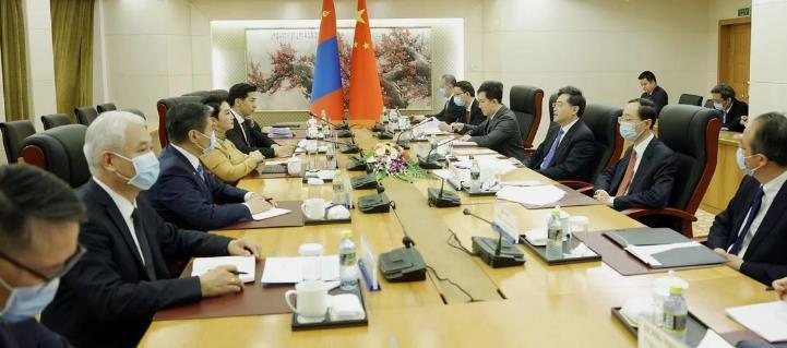 特朗普时代的中企农田收购禁令，背后的战略考量与国际博弈