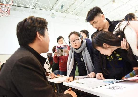 2025年免费资料下载入口与新奥今晚上开奖9点30分:是否能激发共鸣的温度;触动心灵的案例、选择解释落实