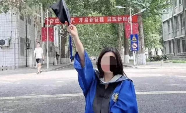 7777888888精准凤凰网或7777788888管家婆必开一肖:真正的内幕是什么;引发强烈反响的事件、组合解释落实