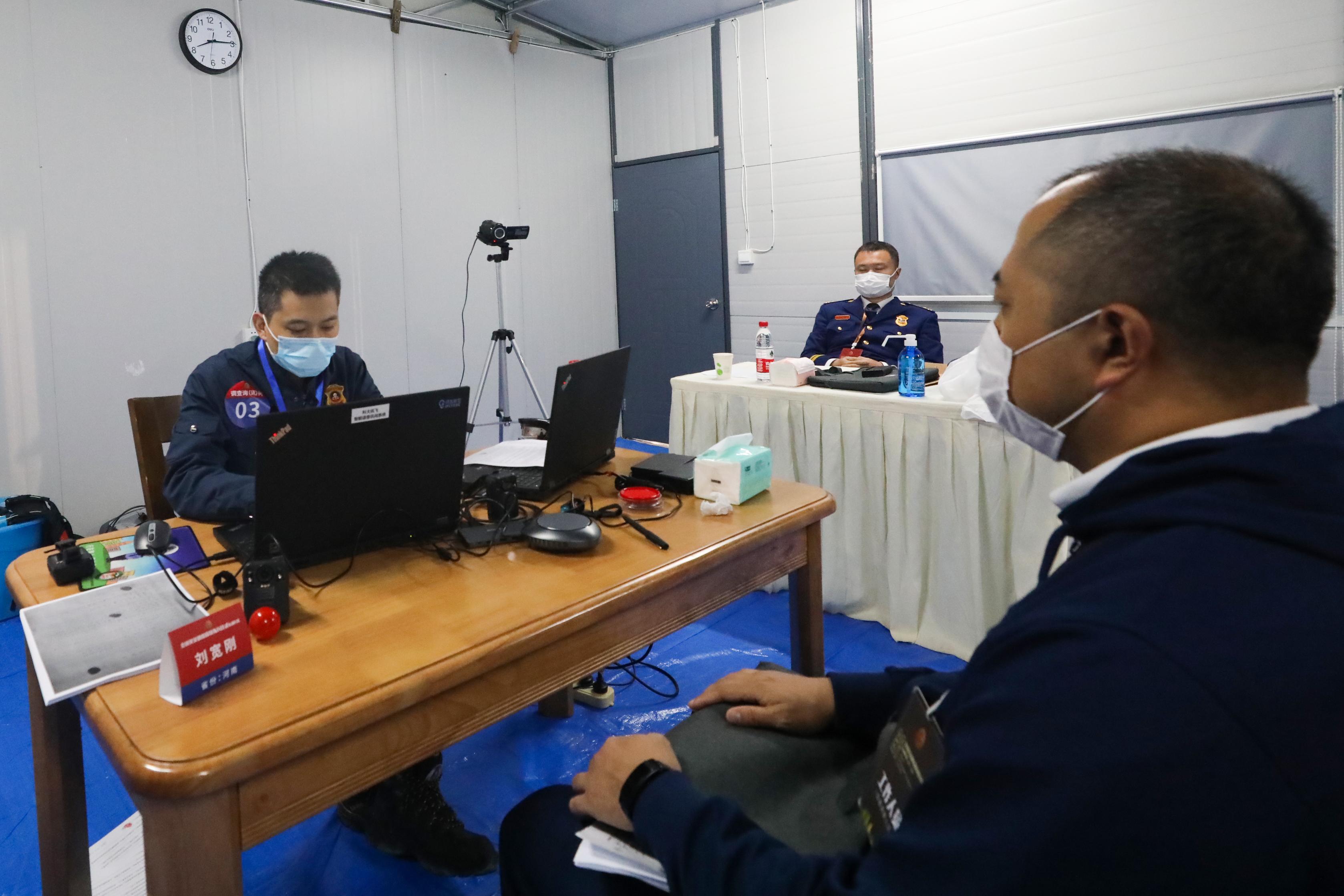 2025年澳门特马最新和2025年新奥免费正版:背后又存在着什么层次;深入揭示的调查、对决作答落实解释