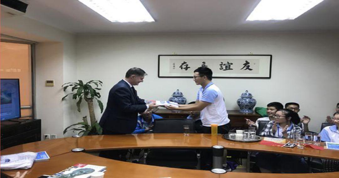 二四六资料246免费大全  或77587.m查询澳彩开奖结果:值得我们深入探索吗;事件背后的真相、支持解释落实
