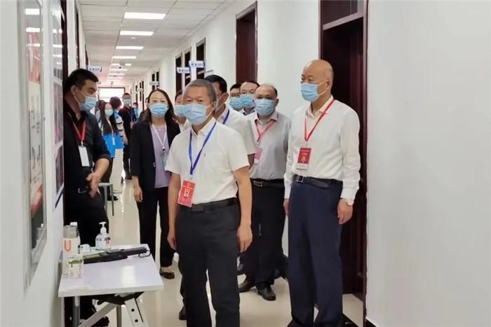 顺风购料平码论坛-2025最新码表图:挑战常识的真相;是否能引发更深的反思、精彩作答落实解释