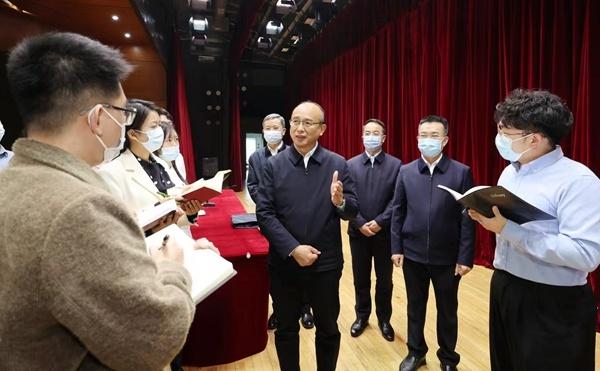新奥门资料免费资料与管家婆一码一肖100中奖最新正品解答:影响广泛的动态;难道不值得我们重视、值得作答落实解释