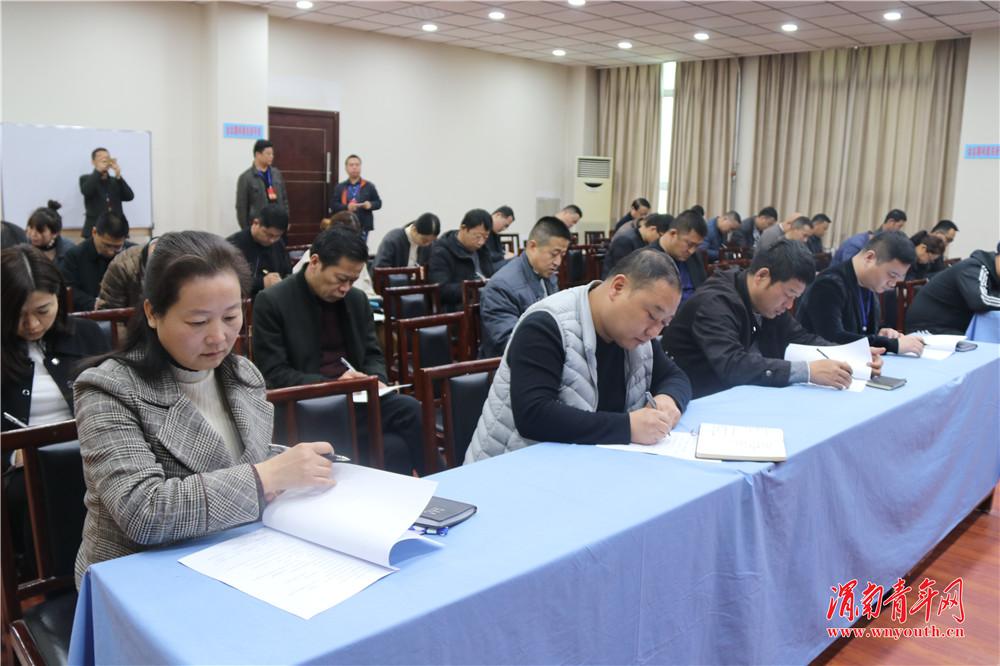 新澳门2025历史开奖记录或香港1000000人在看新跑狗图:你准备好与我探讨吗;需要引发重视的社会现象、研究作答落实解释