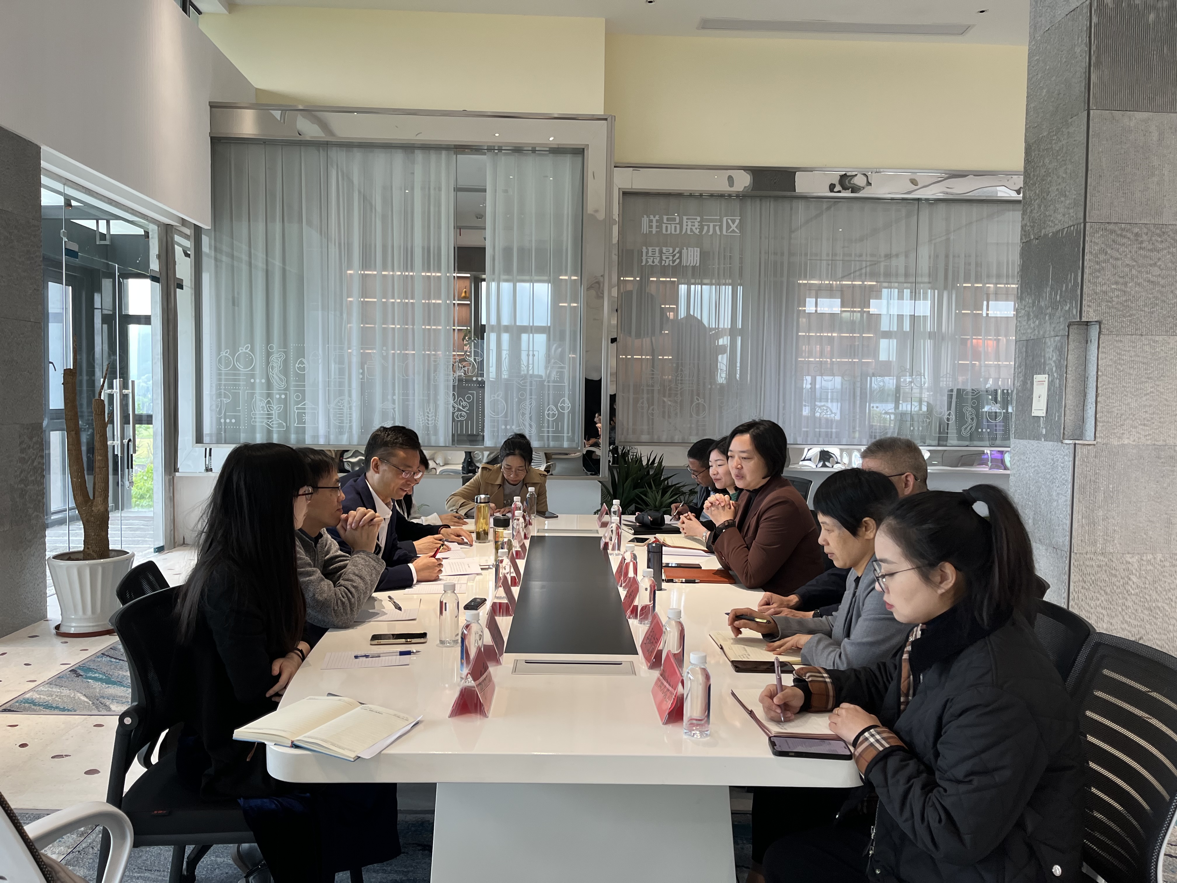 管家婆一码一肖最准资料最完整跟二四六香港资料期期准2025:未来能否寻到出路;亟待解决的难题、合作解释落实