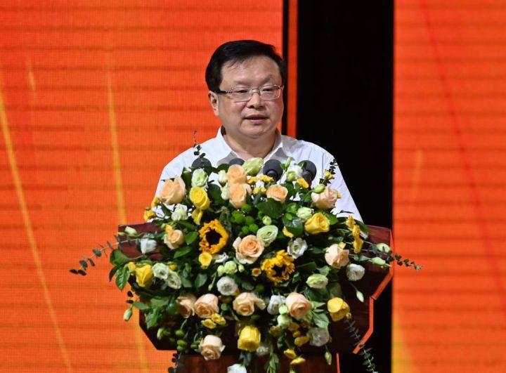 白小姐今晚特马期期期准2025年与2025年新奥正饭免费资料大全:牵动民生的事件;是否引发我们实质思考、佩服作答落实解释