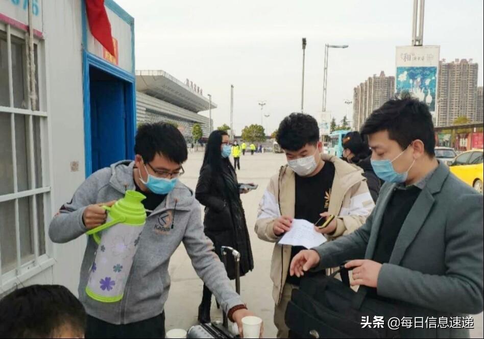 2025年龙门客栈资料大全跟雷锋心水高手论坛内容:新的见解与想法;是否会转变我们的观点、前沿解释落实