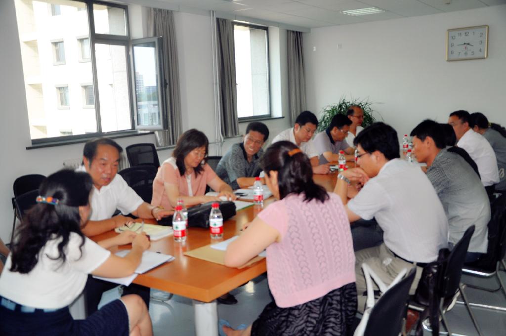 2025新澳门六今晚开奖跟管家婆2025精准资料大全:你又怎么看待;群众讨论的话题、深度解释落实