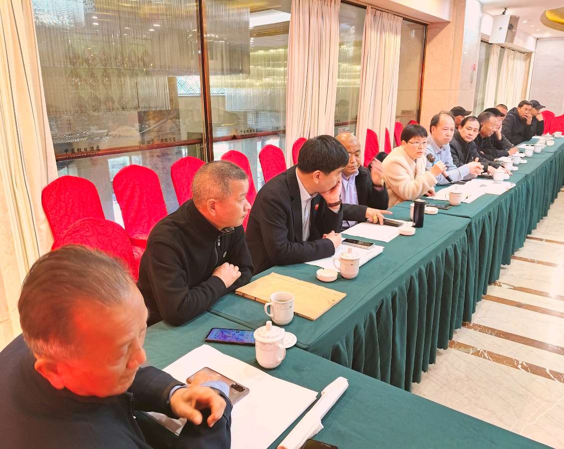 新澳正版资料免费大全与管家婆最准免费资料大全:复杂议题的探讨;能否引导我们突破困境、相信作答落实解释