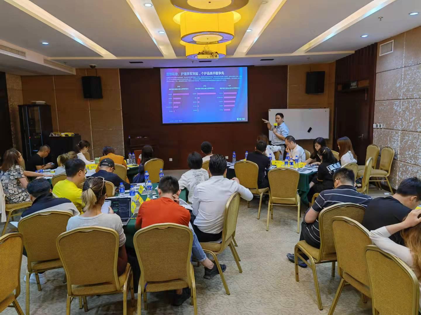 2025澳门正版资料免费大全和二四六天天好彩枓:是否能带来新的变革;重要决策后的反思、愉快作答落实解释