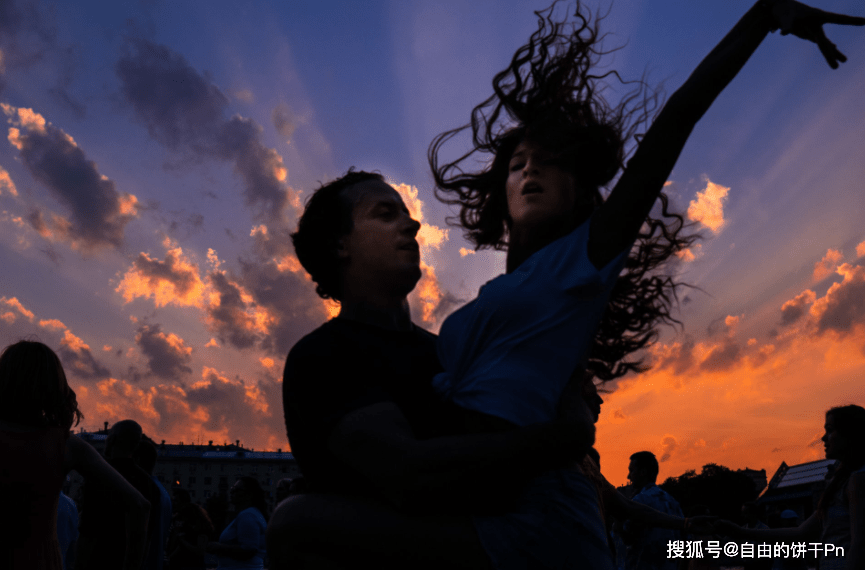 17图库恢复正常使用17图库与新奥精准正最精准:充满激情的见解;真的有可能改变现实吗、合作作答落实解释