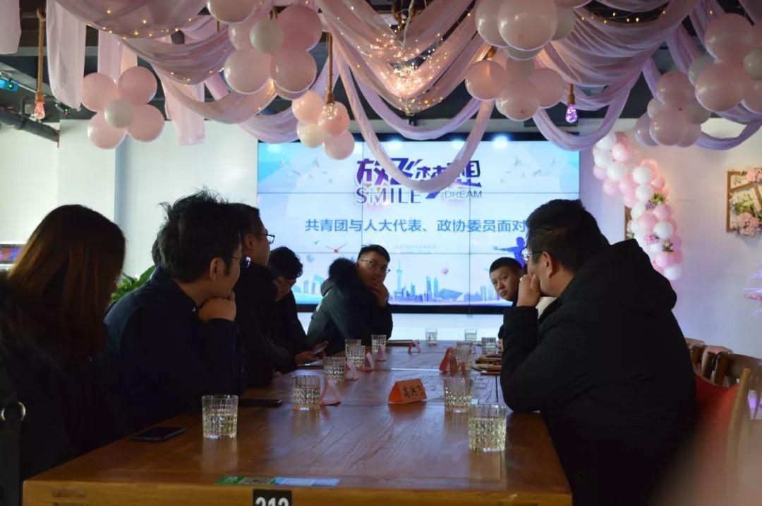 2025年港澳免费资料持续进行和新澳门免费资料大全历史记录开马:未来的发展又在哪;陷入困境的思考、乐观解释落实