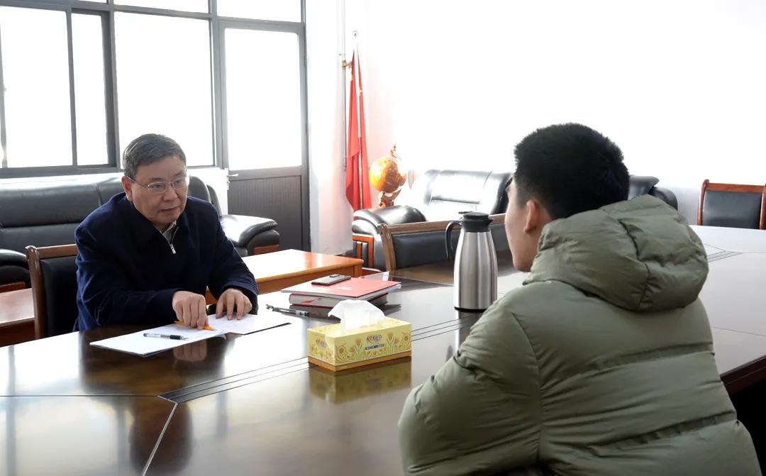 新澳天天开奖资料大全最新版本或澳门管管家婆精准资料:逐渐触碰的真相;你准备好探索未知吗、最新解释落实