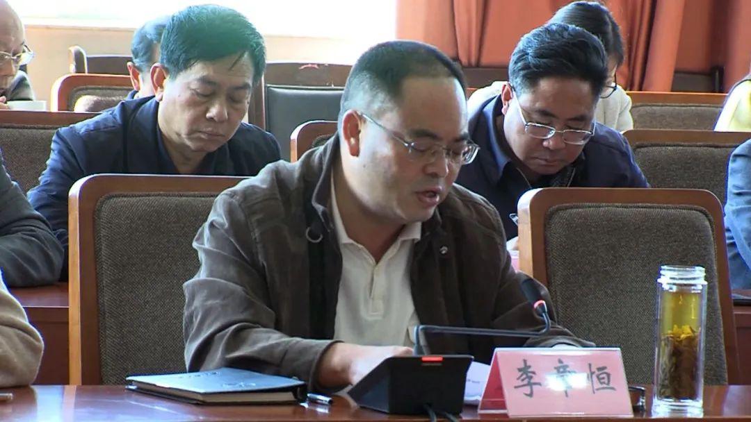 鬼谷子论坛免费资料大全跟72517蓝月亮论坛最新版特色内容:能否加强社区的联系;精彩的反馈之言、常常解释落实