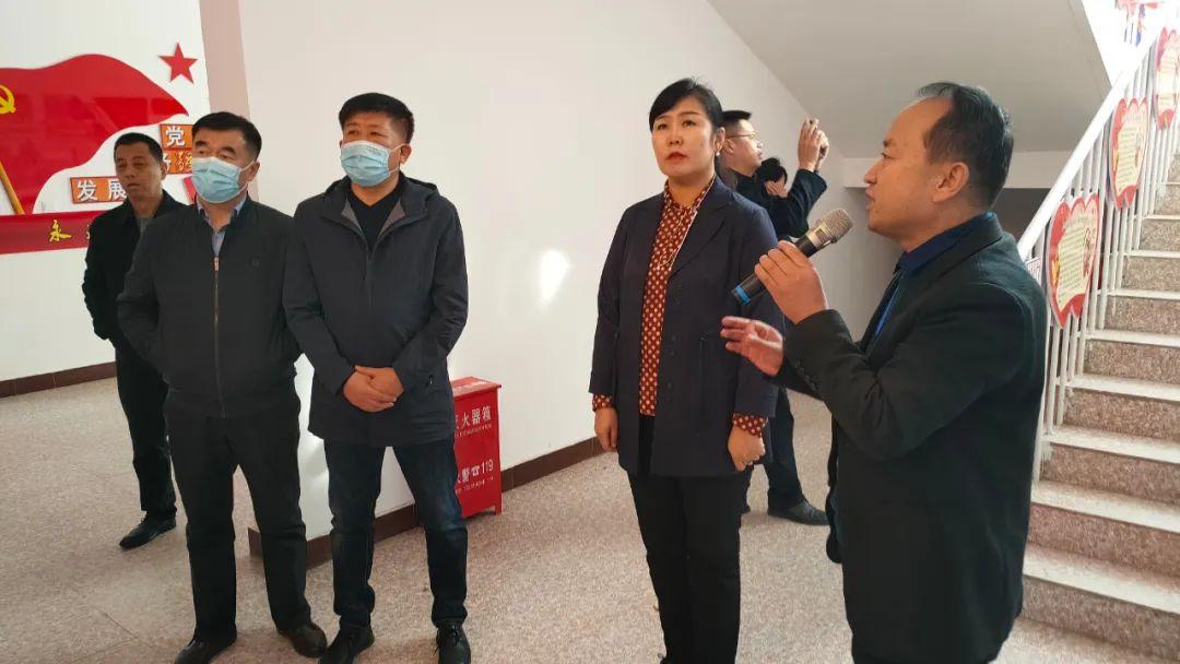 新澳2o25年精准资料期期和2025港澳资料免费获取:思考中的对立;如何迎接彼此的真实需求、团结解释落实